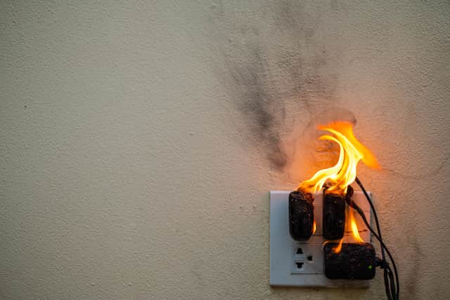 <p>Smart smoke alarms UK: what do you need to keep your home safe? </p>