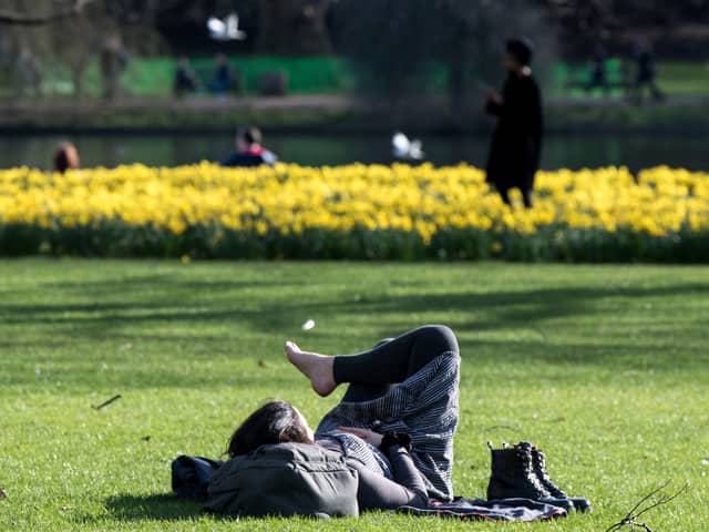 Brits are set to bask in temperatures of up to 18c this Easter weekend - hotter than Monaco.
