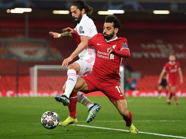 Isco of Real Madrid with Mohamed Salah of Liverpool during the UEFA Champions League Quarter Final in 2021 - Liverpool play Real Madrid in this year's final. (photo: Getty Images)
