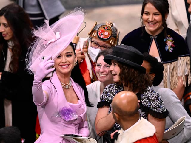 Katy Perry took pictures with fans at the King’s coronation