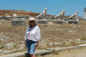 Marion visits the Lions of Delos