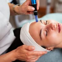 Beauty expert says now is the time to book Christmas 'tweakments'
