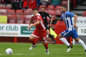 Dean Cox in action during his Reds' days