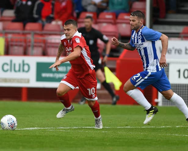 Dean Cox in action during his Reds' days