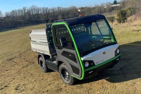 Photo: Etesia