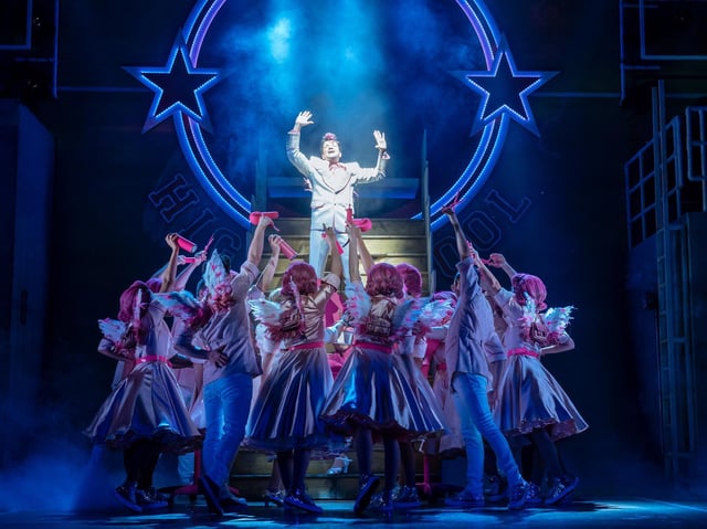 Peter Andre as Teen Angel (photo: Manuel Harlan)