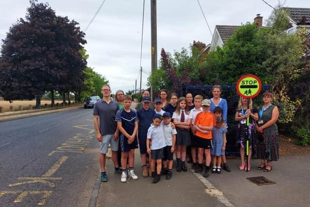 Residents have signed a petition calling for a crossing outside Everton Heath Primary School