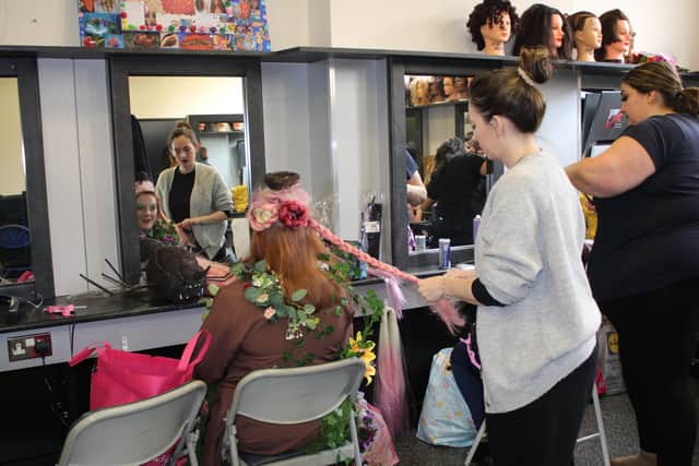 Hairdressing course