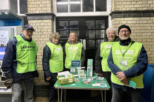 A Samaritans visit to Biggleswade railway station has resulted in DRINK, a local craft beer shop, raising money for the charity through the sale of one of its new brews, Journey Juice