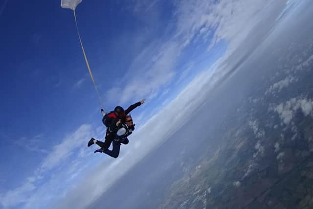 Lois Twigden skydiving at Hinton Airfield for Sue Ryder St John’s Hospice in Moggerhanger