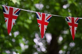 People across the nation will be thanking their royalist parents this weekend. Image by Chris Boland.