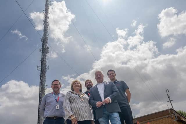 Dom Wedgwood, Cllr Joanna Hewitt, Matt Brealy, Richard Fuller MP, and Callum Arnot visit the transmitter at Sandy Heath