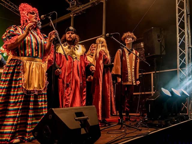 Panto treat at the Biggleswade Christmas lights switch on - Photo Paul Langshaw