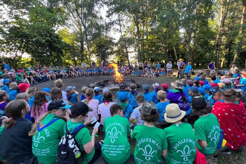 Hundreds of scouts around the campfire
