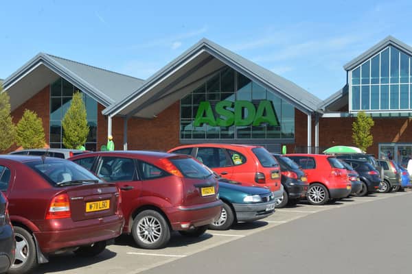 Scenesetter of Asda car park, Biggleswade.