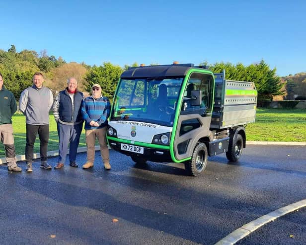 Left to right: Richard Gilbert, outdoor team leader, Scott Reynolds from RT Machinery Ltd, Sandy Mayor Cllr Martin Pettitt and Cllr Paul Sharman.
