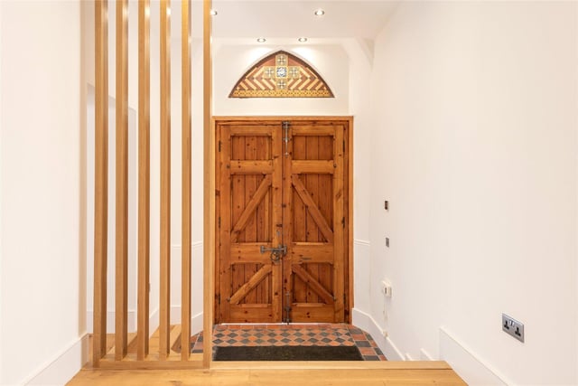 Attention to quality and detail is fastidious and features include engineered American white oak and/or porcelain floors throughout, traditionally handmade custom Oak stairs with glass balustrading to stairwells and balconies.