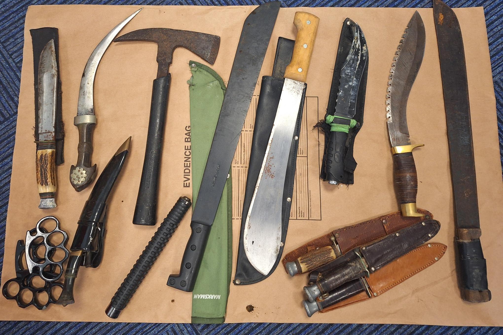 Nearly 600 knives surrendered in Shefford after police weapons sweep - Vimarsana News