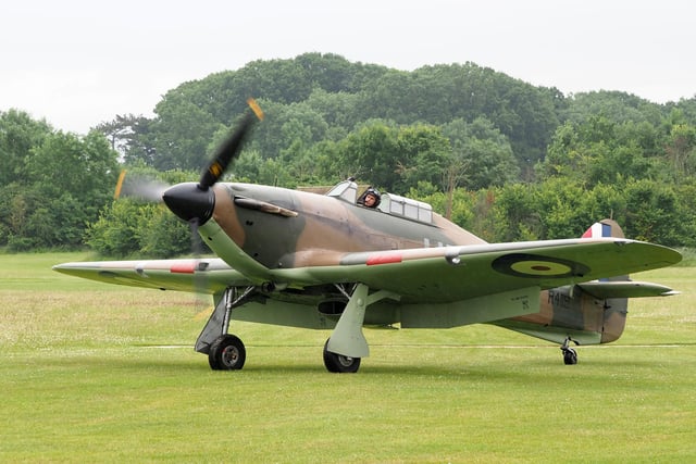 Hawker  Hurricane taxiing