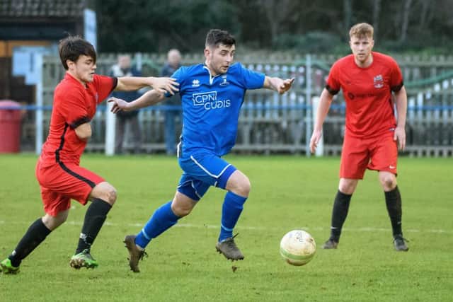 Potton United v Pinchbeck United. Picture: Guy Wills. PNL-180301-094940002