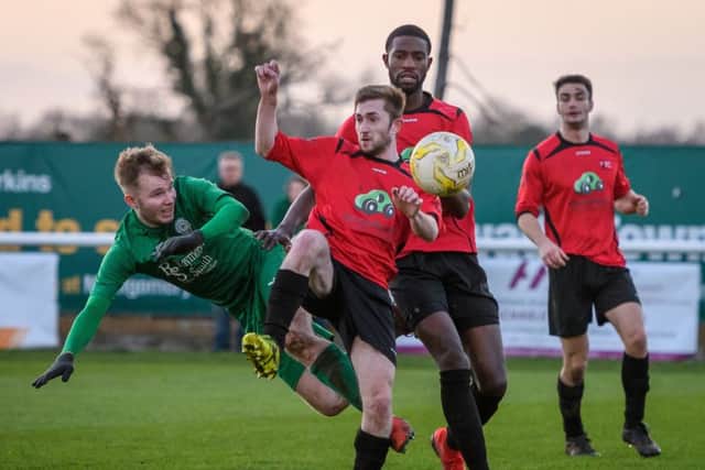 Biggleswade FC v Tring. Picture: Guy Wills.