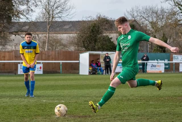 Biggleswade FC v Leverstock Green. Picture: Guy Wills