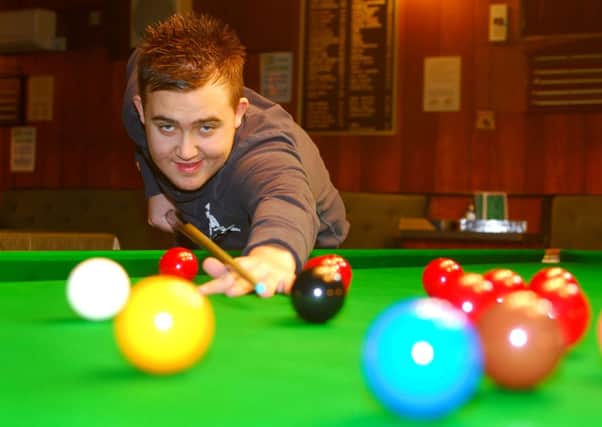 b10-1546 Sam Harvey  potted his way to a record -breaking  151 snooker break., Greyfriars Snooker Centre, Bedford.  JE wk 47