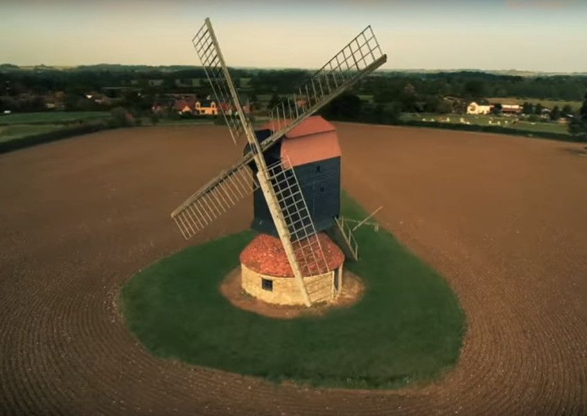 VIDEO: Windmill footage is stepping stone to Spielberg