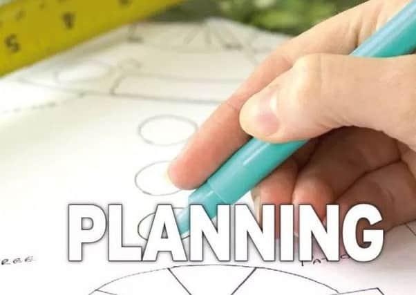 Planning applications news. EMN-170222-111317001