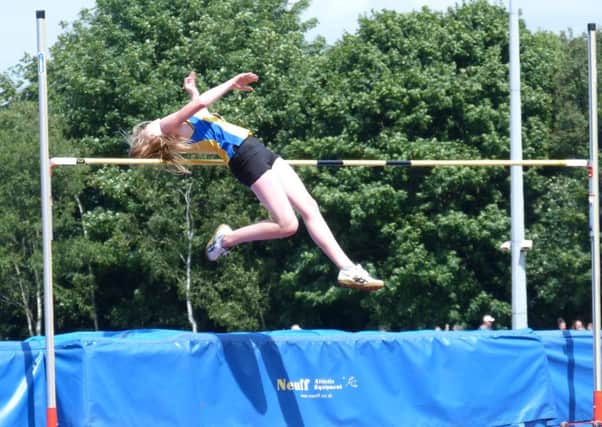 Leonie Brunning in the high jump. Picture: Hannah Browning. PNL-170507-132726002